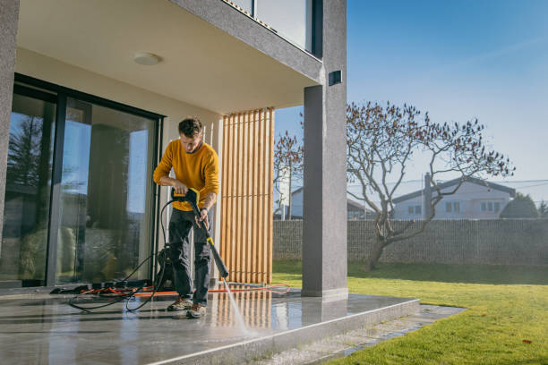 Best Soft Washing  in East Bakersfield, CA