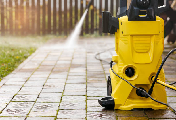 Best Driveway Pressure Washing  in East Bakersfield, CA